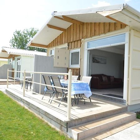 Premium Lake Lodges Τσίτσεστερ Εξωτερικό φωτογραφία
